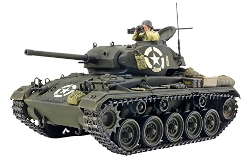 타미야 1/35 이탈레리 시리즈 No.20 미국 육군경 전차 M24 차후 플라모델 37020