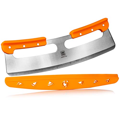 피자커터 The Ultimate Pizza Cutter Rocker Blade. Very Sharp Pizza Slicer with Protective Cover. Safer Grip than a Pizza knife Sharper than Pizza Scissors. Great on All Types of Crusts. Stainless Steel 14 inch