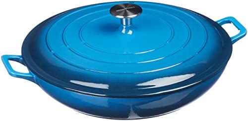AmazonBasics Enameled Cast Iron Covered Casserole Skillet 3.3-Quart White