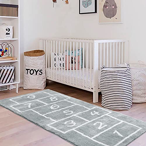 LIVEBOX 어린이 Play Mat,Hopscotch Area Rug Runner 2 x 5 소프트 Plush Playroom Carpet Non-Slip 어링이 Numbers Educational & Fun Throw Rugs 침실 Nursery Decor Best Shower 선물 Gray