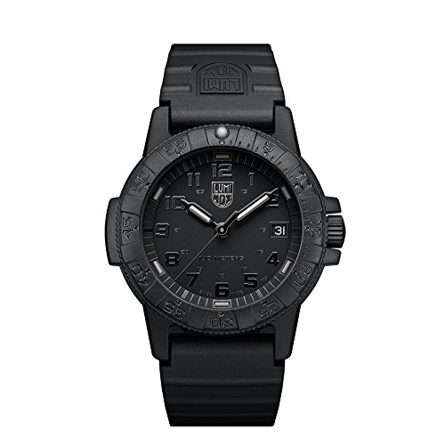 Luminox Mens Watch 39 mm Medium Navy Seal 매트 Out XS.0301.BO 0300 시리즈 100 Meter Water Resistant + Light Weight 케이스 Hardened 미네랄 Glas